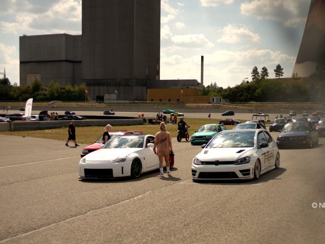 Autos bei einem Tuning Event Autos bei einem Tuning Event